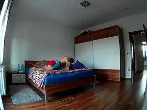 Hidden cam caught a sex marathon in bedroom Picture 1