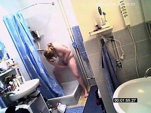 Chubby teen girl caught shaving pussy Picture 8