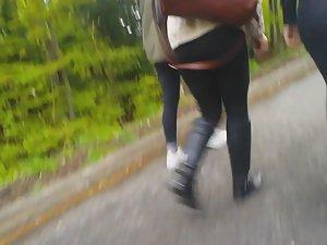 I'm crushing on this cute girl Picture 2