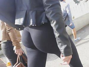 I'm crushing on this cute girl Picture 8