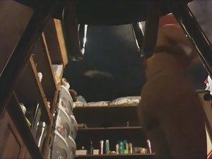 Hypnotizing butt gets pants over it Picture 7