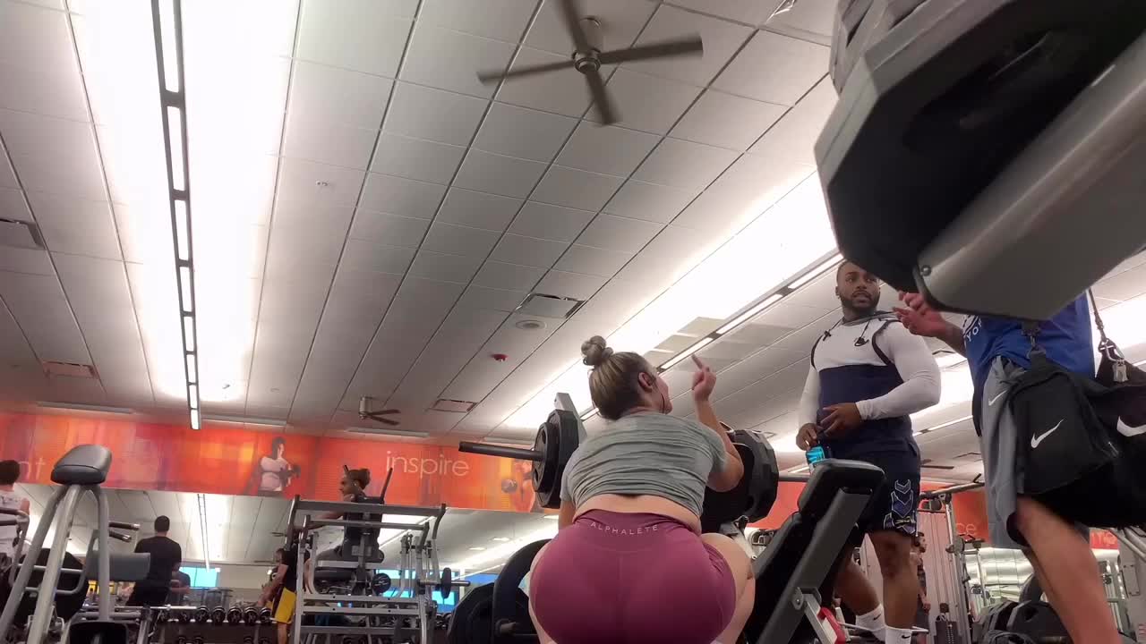 Sweaty thong trace on a very thick butt