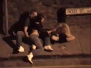 Guy fingers his sexy girlfriend Picture 2