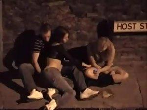 Guy fingers his sexy girlfriend Picture 7