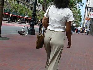 Sexy underwear spotted on soft butt cheeks in loose pants Picture 3