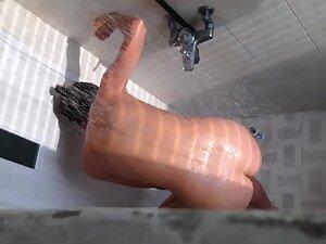 Peeping on hot naked body in the shower Picture 3