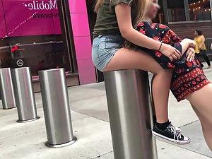 Sexy young ass on a big pole Picture 2