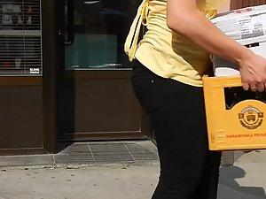 Big pale tits of hot waitress recorded by voyeur Picture 8