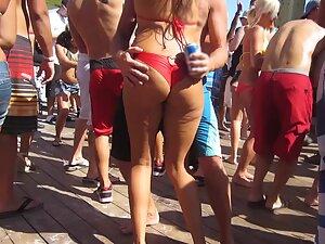 Hot girl in bikini dances and rubs her ass on someone's penis Picture 6