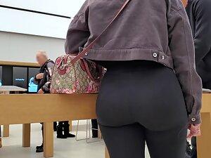 Impressive bubble butt bends over the desk Picture 4