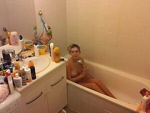 Spying on naked roommate washing herself Picture 4