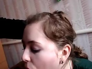 Teenage girl jerks him off in her mouth Picture 7