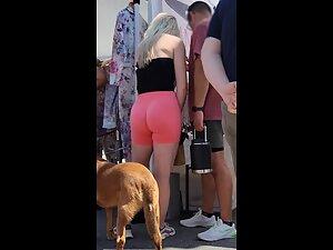 Fit milf looks fuckable in her sporty pink shorts Picture 1