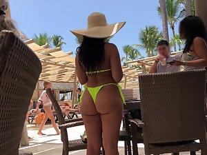 Hot bubble butt in a bar by the swimming pool Picture 4