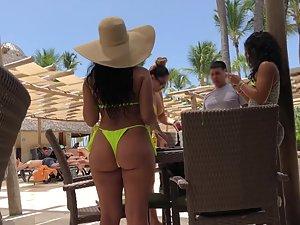 Hot bubble butt in a bar by the swimming pool Picture 6