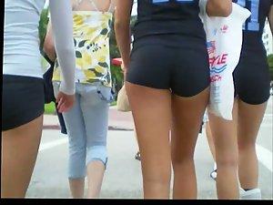 Volleyball girls got the best asses Picture 7