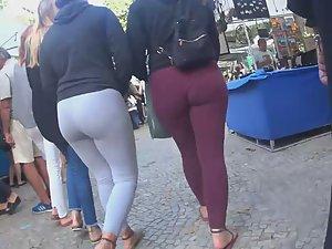 Creepshot of sisters with big butts Picture 1