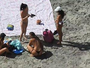 Topless and nudity of hot group of beach girls Picture 4