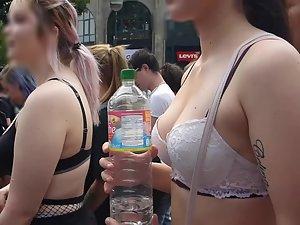 Voyeur checks out tits of three liberal girls Picture 7