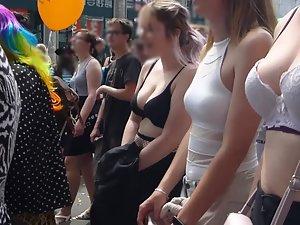 Voyeur checks out tits of three liberal girls