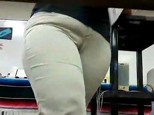 My school teacher's big cameltoe Picture 7