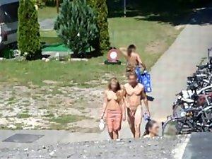 Spying on nudists coming and going Picture 1