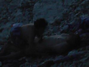 Nighttime fuck on the beach Picture 6