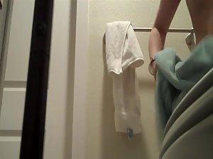 Sexy pubic hairstyle caught on hidden cam Picture 5