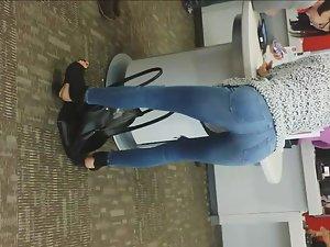 Slut bends over and moves her hips Picture 1