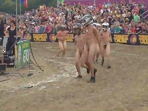 Silly nudists in a naked race Picture 6