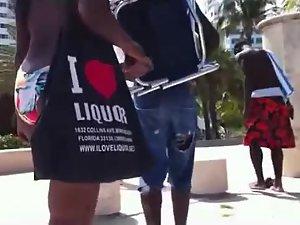 Checking out butts next to a beach Picture 4