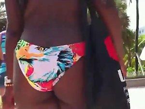 Checking out butts next to a beach Picture 6