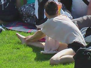 Gymnastic girls warming up Picture 5