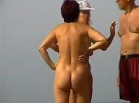 Nudists standing and chit chatting Picture 6