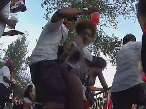 Twerking bitch loves attention Picture 3