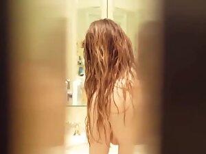 Peeping on naked sister while she dries her hair