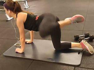 Hot fitness girls secretly filmed in gym Picture 6