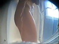 Naked body spied through a hidden cam Picture 4