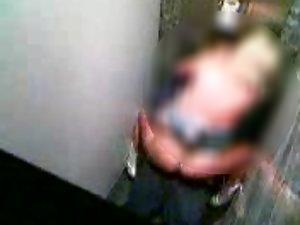 They get angry at the voyeur Picture 6