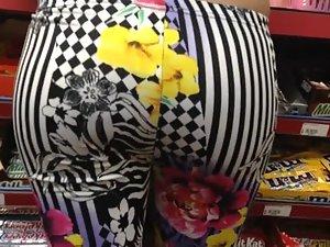 Voyeur films the girl with a tramp stamp Picture 5