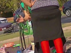 One of a kind girl got sexy upskirt Picture 2