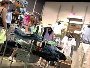 Hottie likes it when her fit ass is noticeable Picture 4