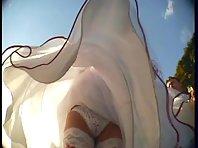 Up the skirt of a bride Picture 7