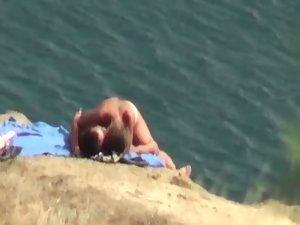 Nice sex on a small beach hill top Picture 7