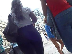 Black teen girl in black tights Picture 2