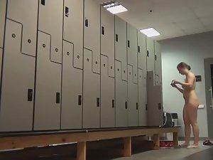 Plump babe on a locker hidden camera Picture 3