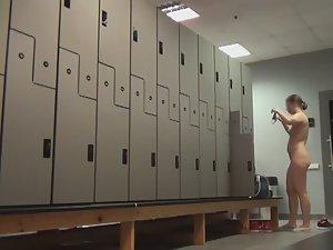 Plump babe on a locker hidden camera Picture 4
