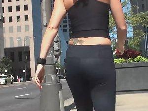 Sexy jogger bends over in front of me Picture 3