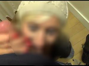 Chatty girl sucks dick in a fitting room Picture 2