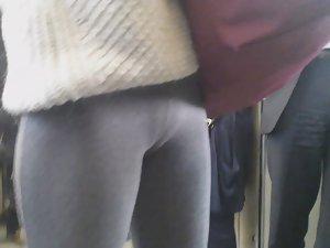 Slim girl's panties are too tight Picture 7